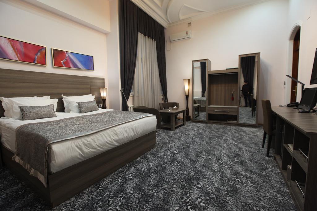 Lotte Palace Dusanbe Kültér fotó
