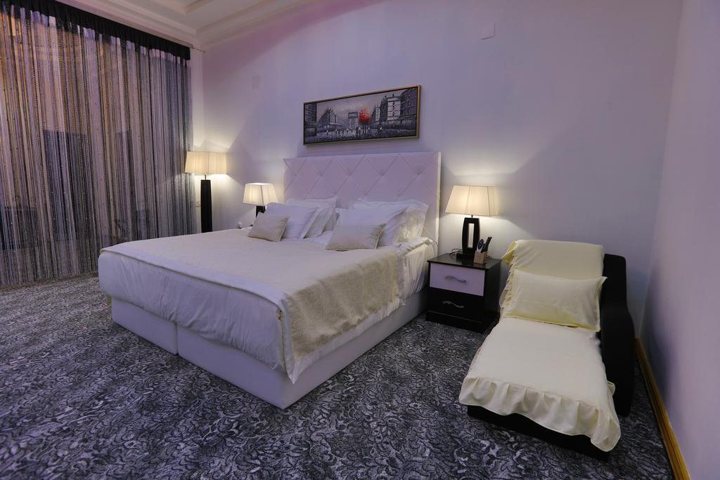 Lotte Palace Dusanbe Kültér fotó