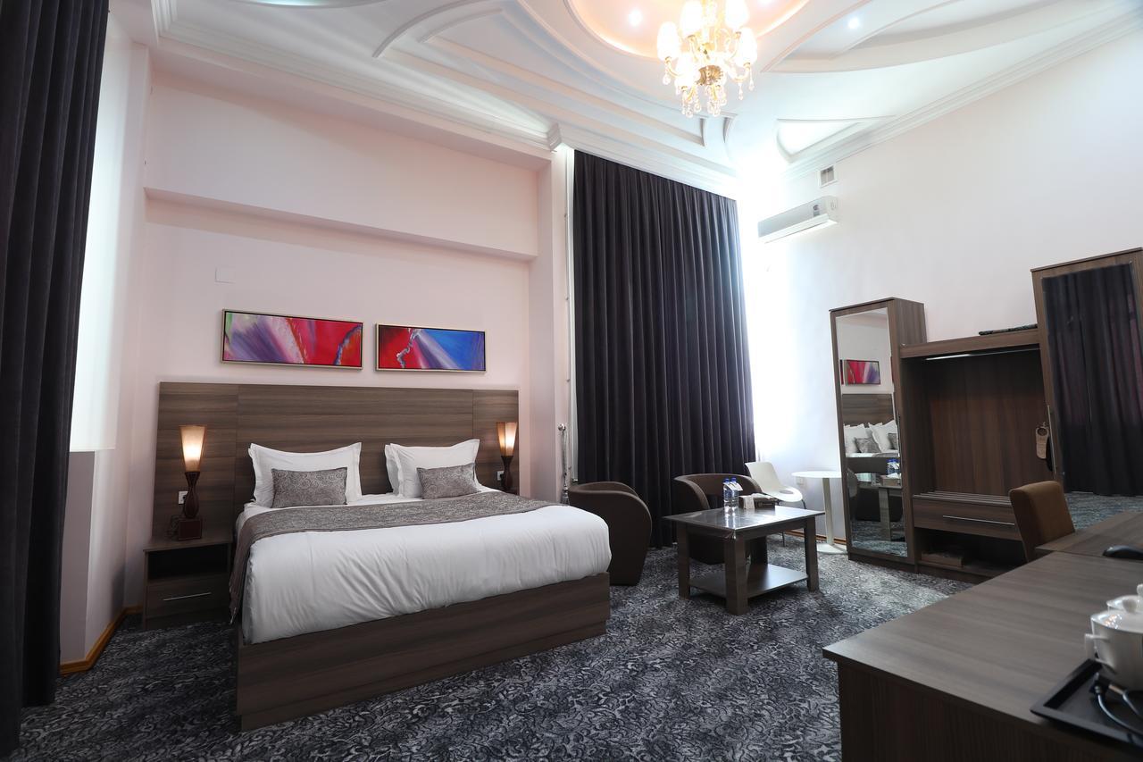 Lotte Palace Dusanbe Kültér fotó