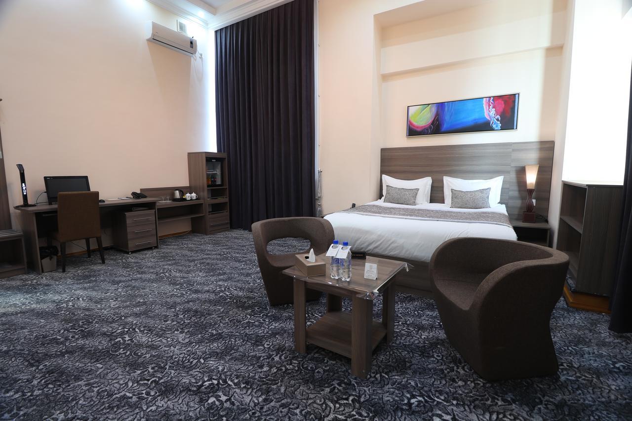 Lotte Palace Dusanbe Kültér fotó