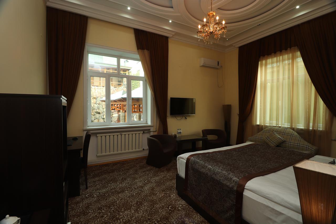 Lotte Palace Dusanbe Kültér fotó
