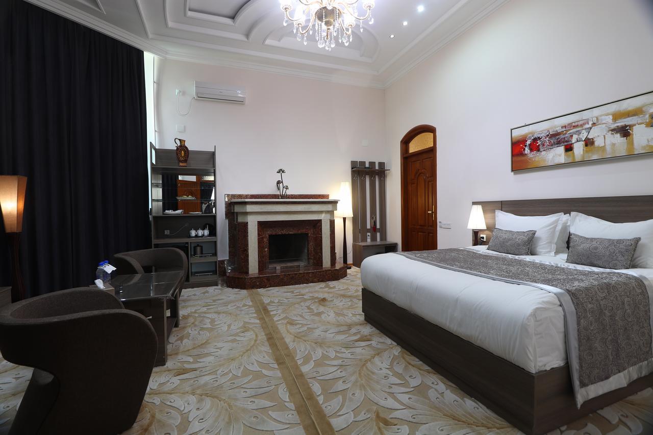 Lotte Palace Dusanbe Kültér fotó